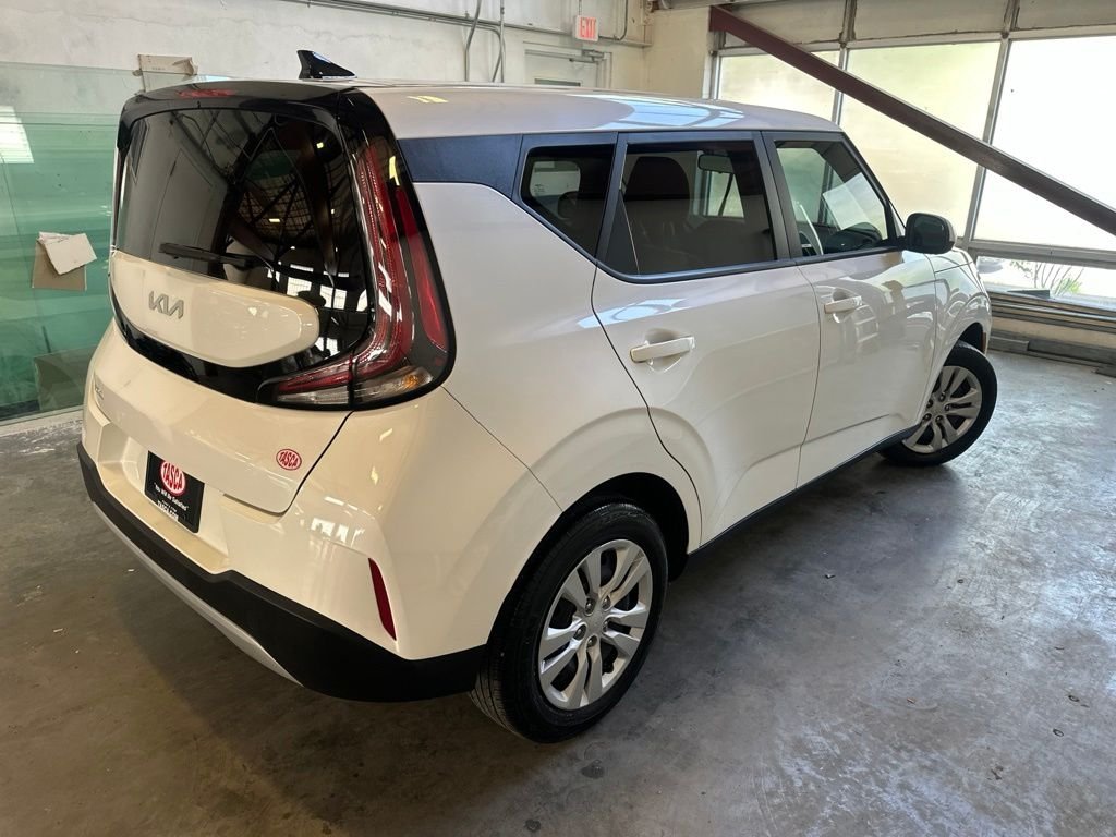 Certified Used 2023 White Kia LX image 5