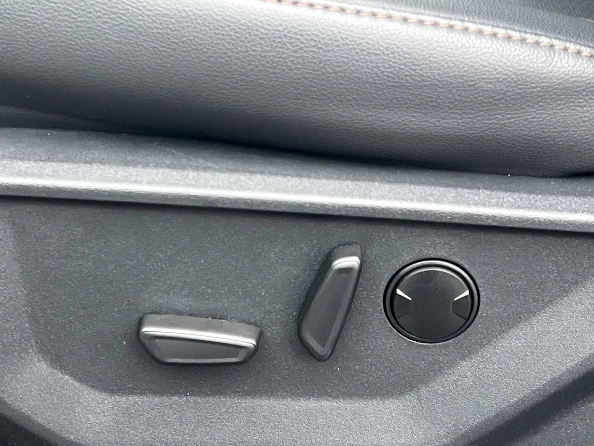 2025 Ford F-350 Super Duty Lariat - Photo 24