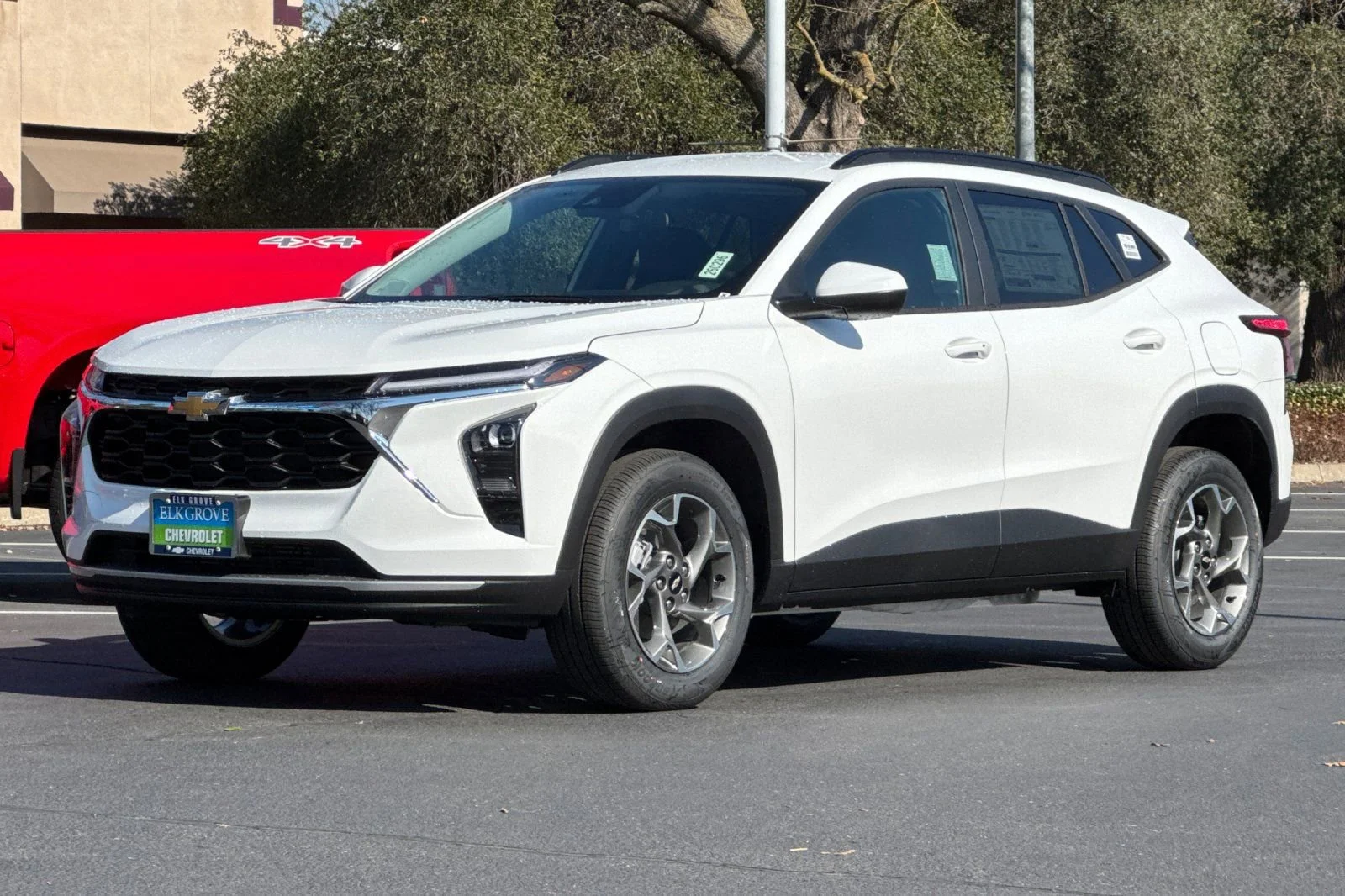2026 Chevrolet Trax LT - Photo 7