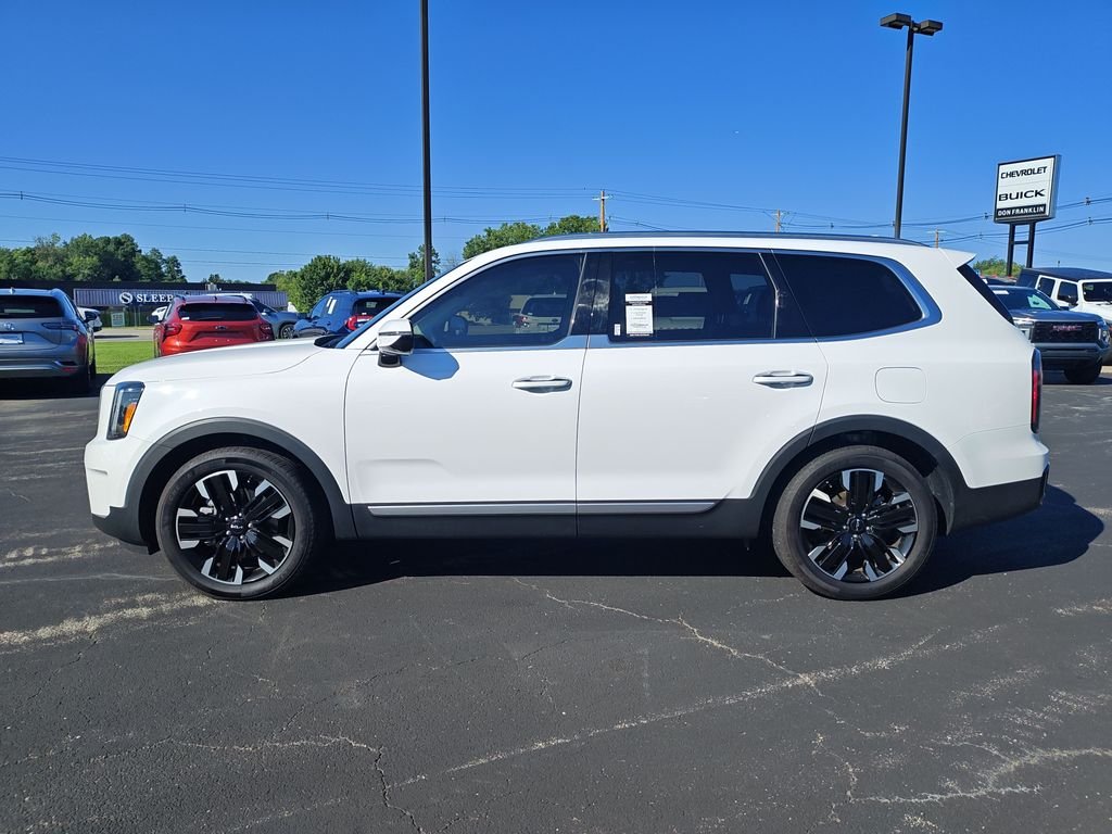 Used 2024 White Kia SX-Prestige image 2
