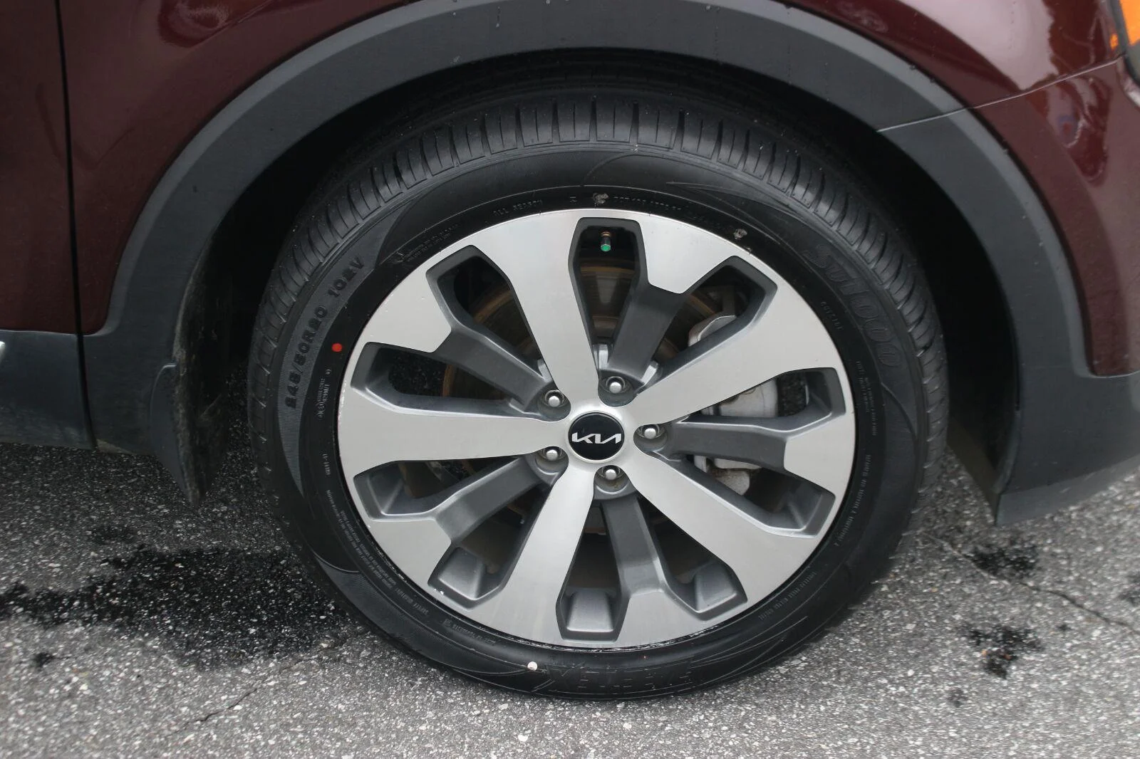Used 2022 Sangria Kia EX image 39
