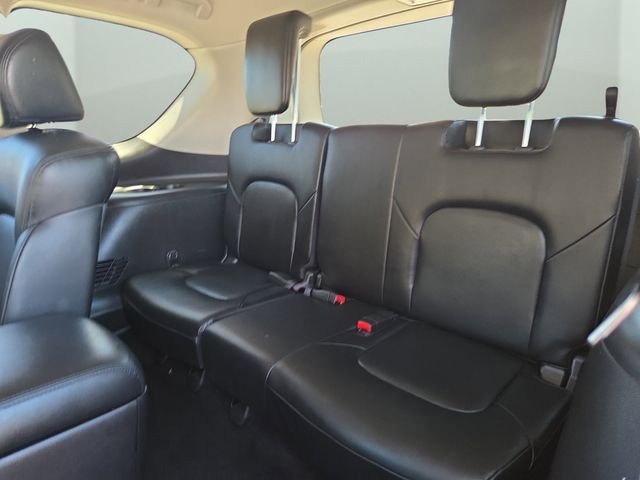 Used 2024 Super Black Nissan SL image 37