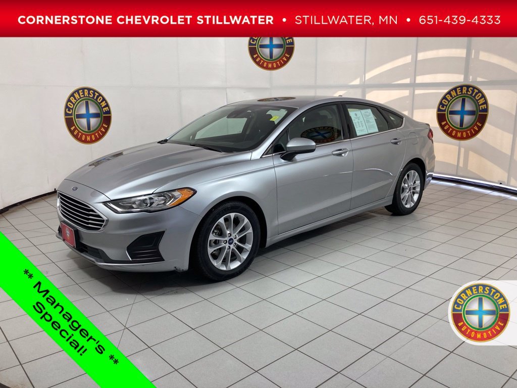 2020 Ford Fusion SE