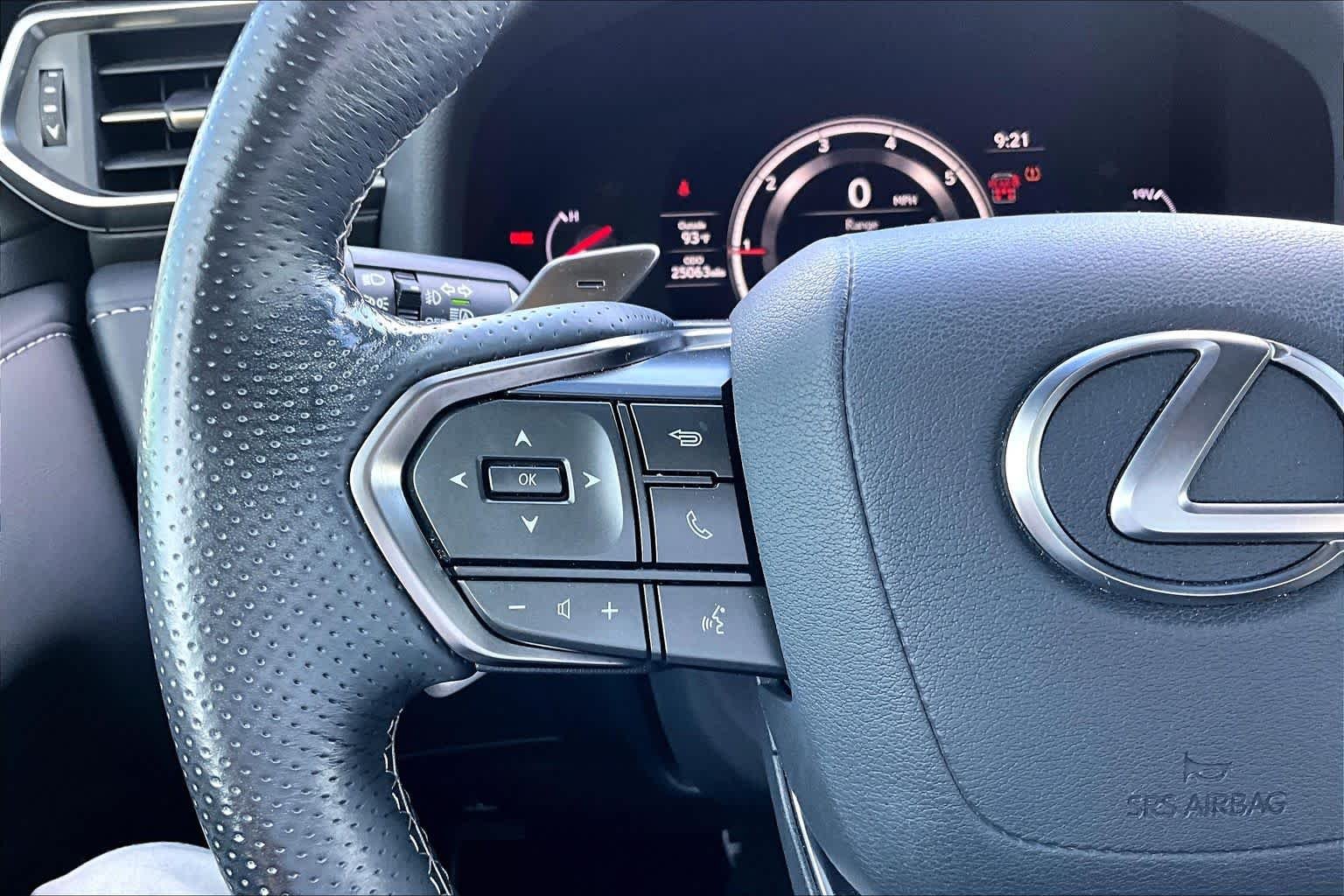 Used 2024 Ultra White Lexus F SPORT image 24
