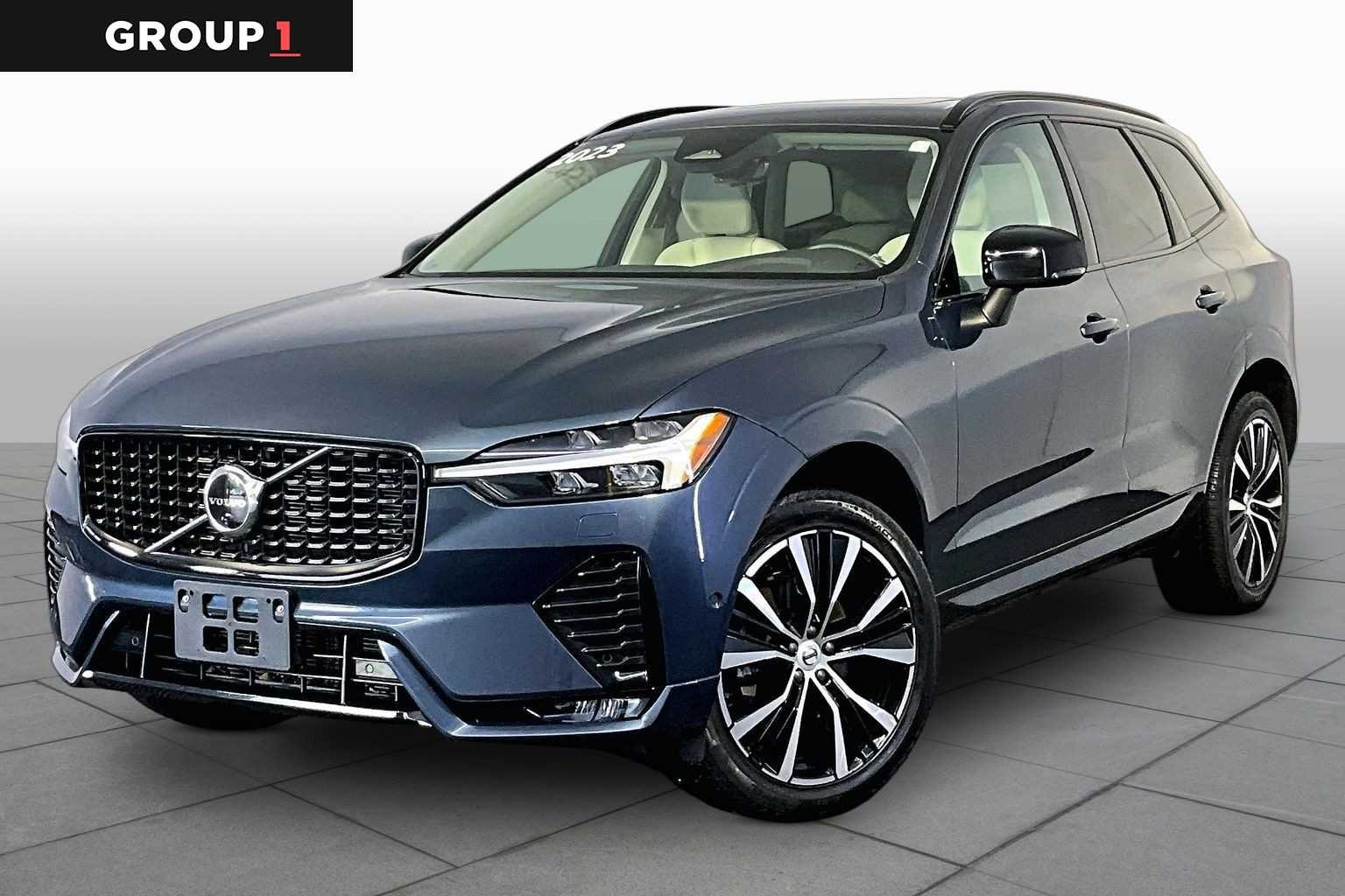 2023 Volvo XC60 Plus Dark Theme