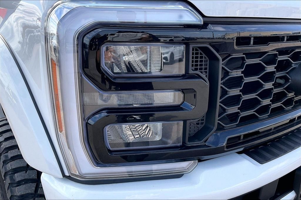 New 2026 Ford Super Duty F-250 Lariat 4D Crew Cab