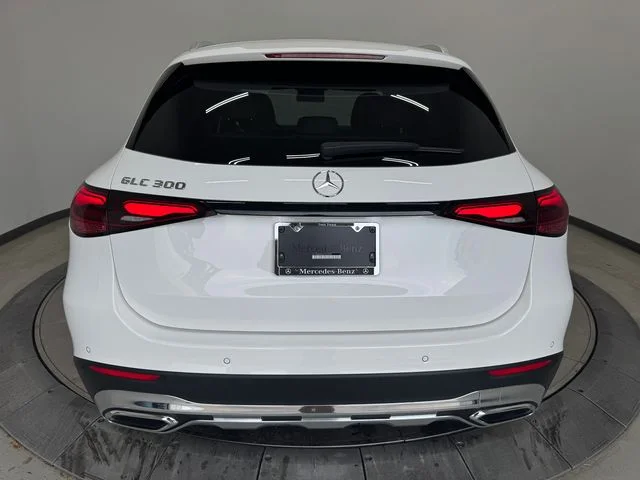 Certified Used 2026 Polar White Mercedes-Benz GLC 300 image 13