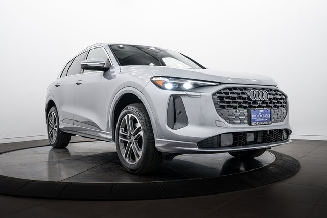 2025 Audi Q5 Premium Plus