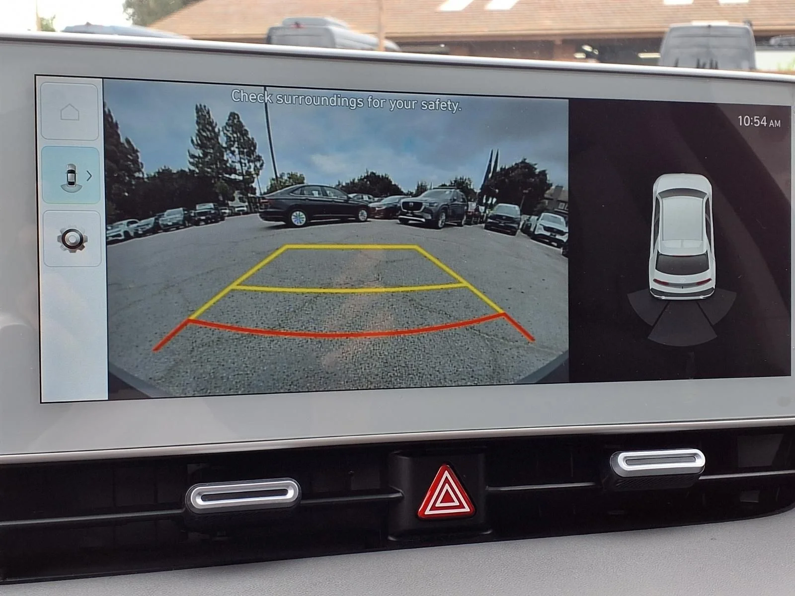 Used 2024 Green Hyundai SE image 9