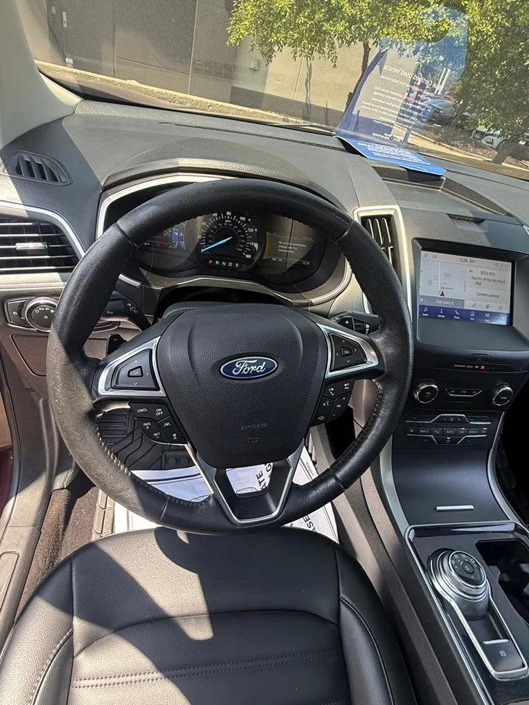 Used 2020 Red Ford SEL image 10