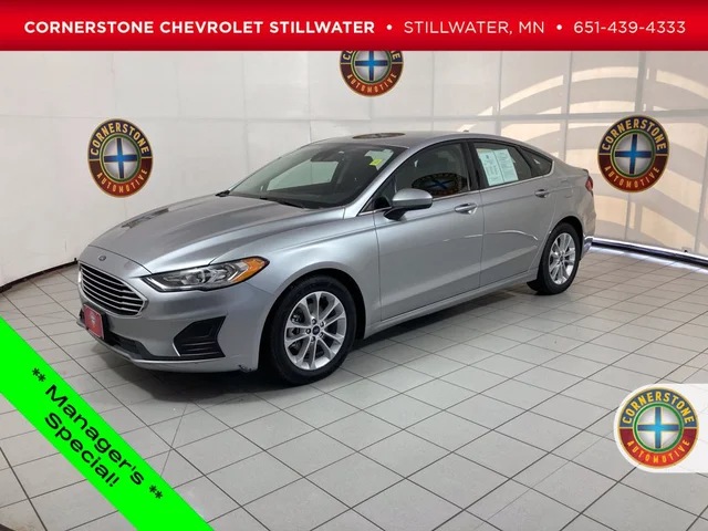 2020 Ford Fusion SE