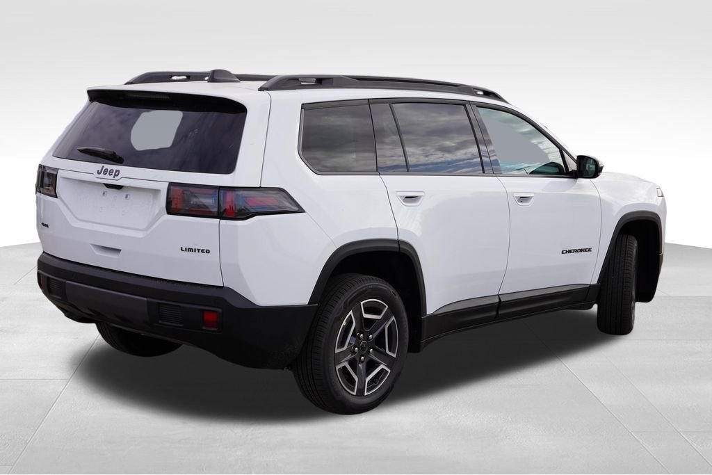 New 2026 Bright White Clear-Coat Exterior Paint Jeep Limited image 3
