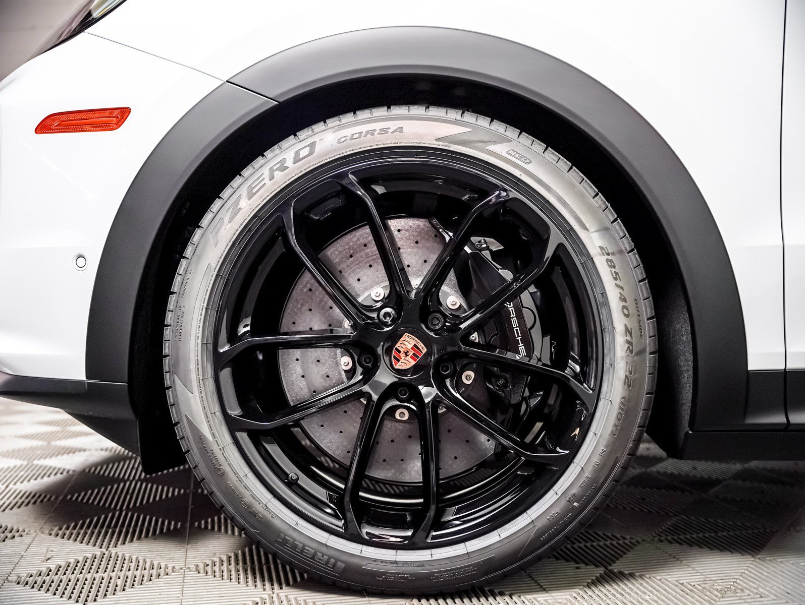 New 2026 CARRARA WHITE Porsche Turbo GT image 14