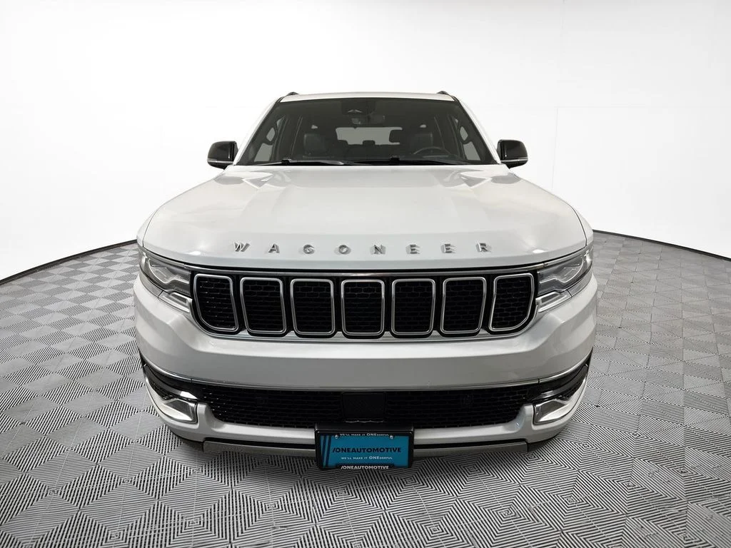 Used 2024 White Jeep Series III image 3