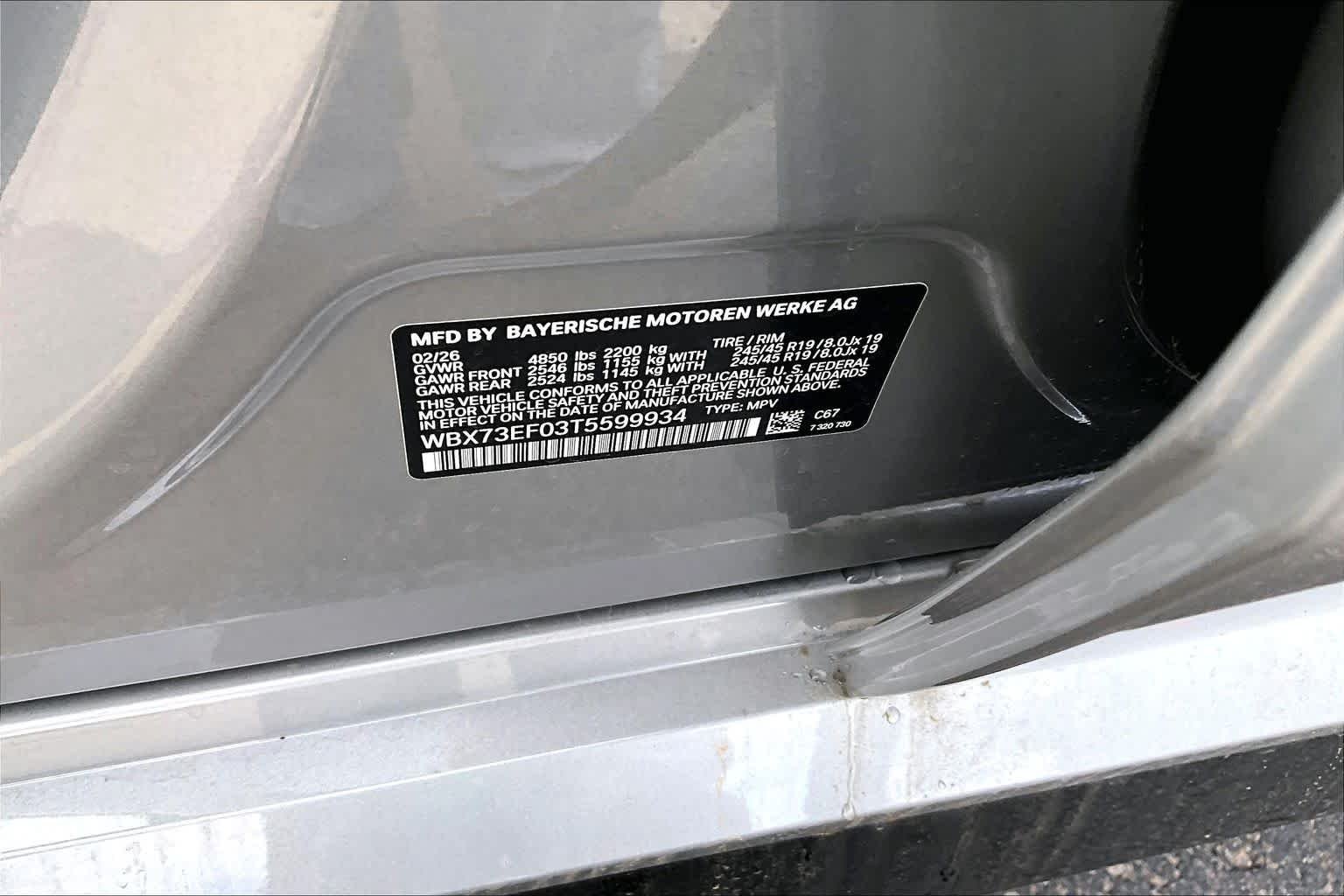 New 2026 Space Silver Metallic BMW xDrive28i image 19