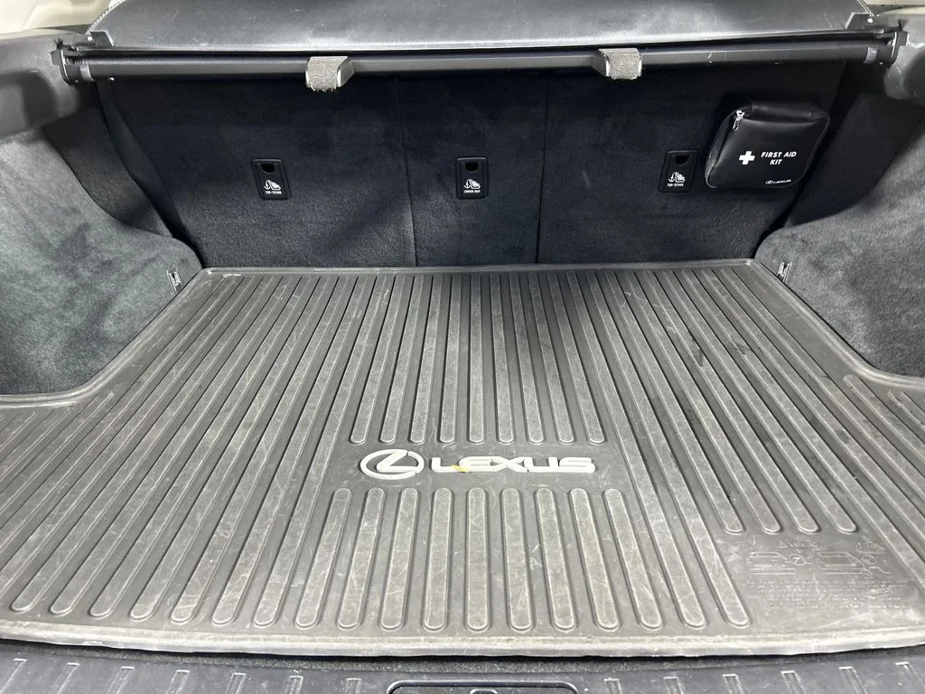 Used 2021 Silver Lexus 350 image 19