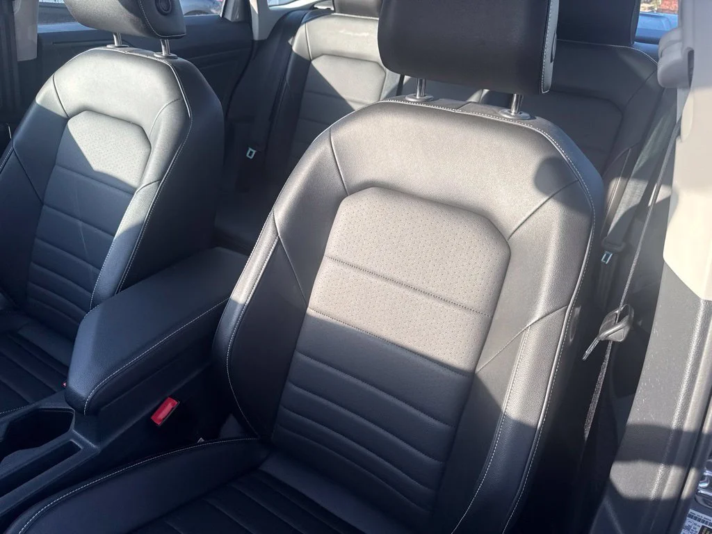 Used 2023 Silver Volkswagen 1.5T SE image 16