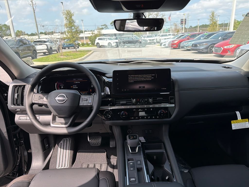 New 2026 Nissan Pathfinder SL 4D Sport Utility