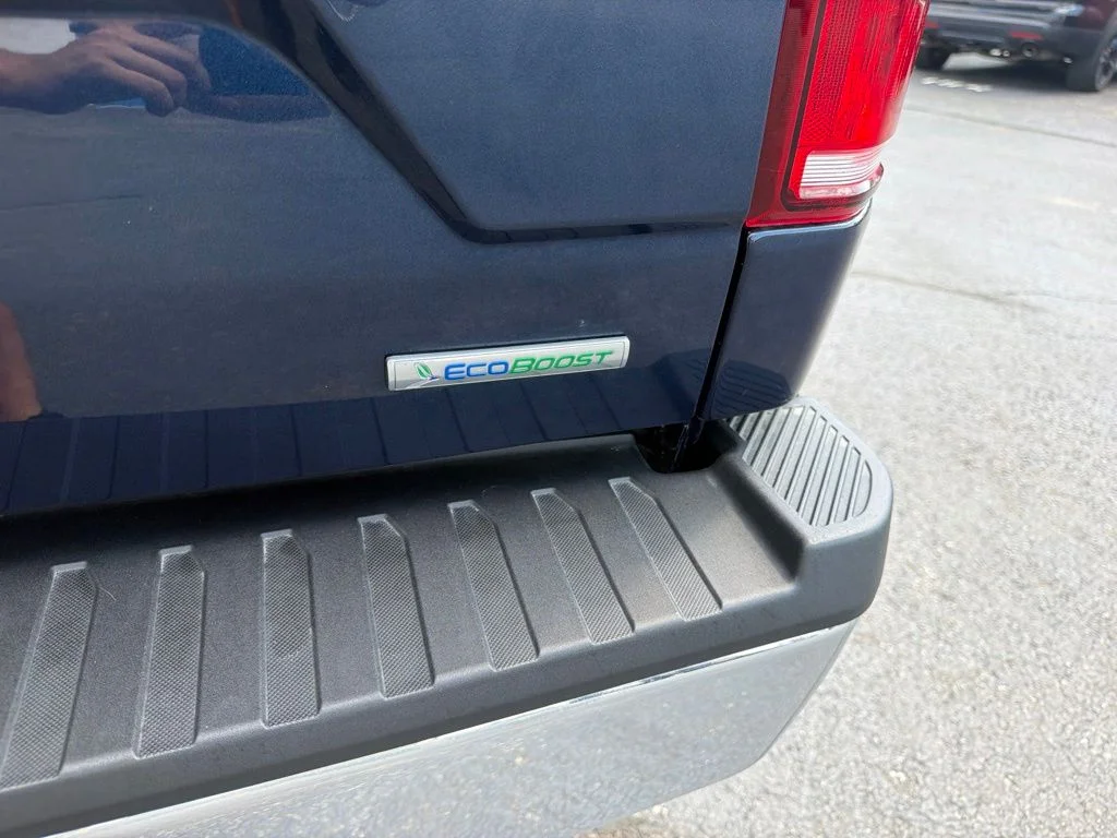 Certified Used 2019 Blue Jeans Metallic Ford XLT image 50