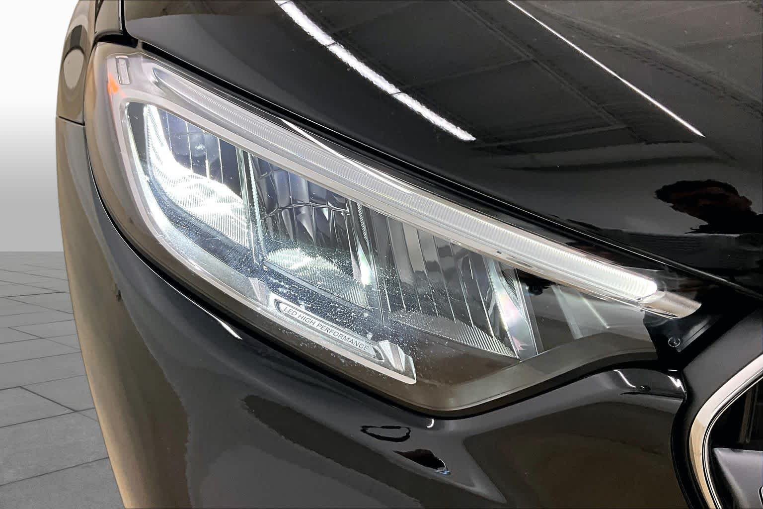 New 2026 Black Mercedes-Benz GLC 300 image 13