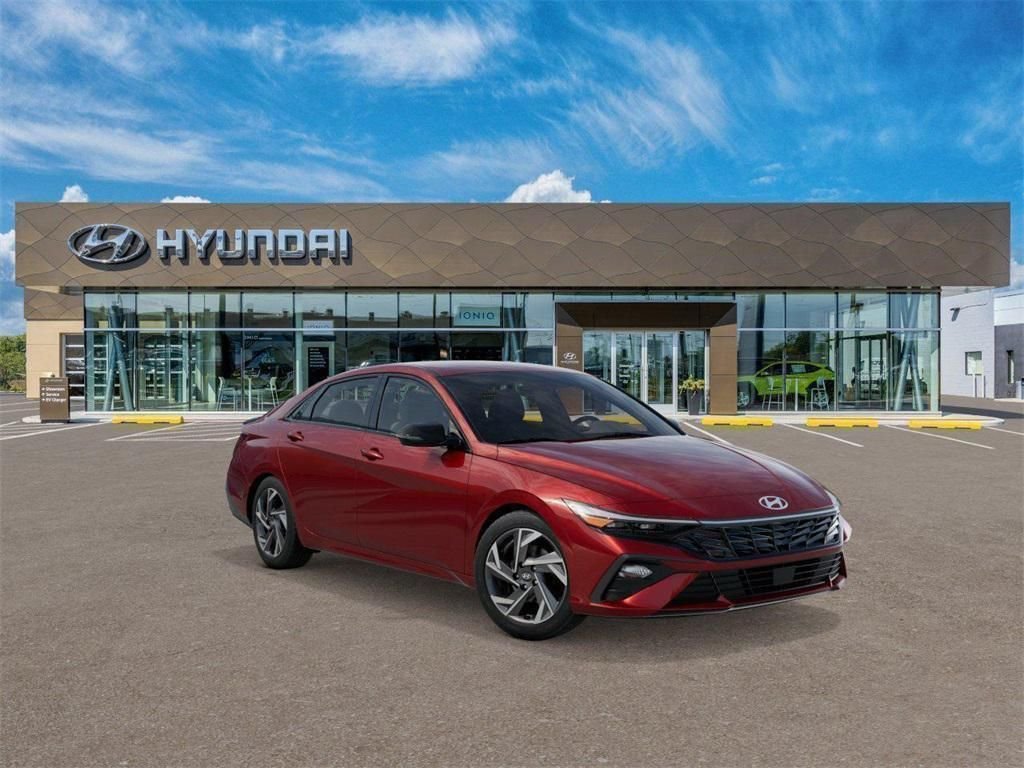 Used 2025 Red Hyundai SEL Sport image 2