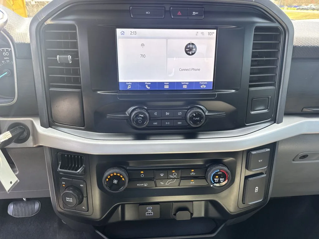 Used 2023 Gray Ford XLT image 28