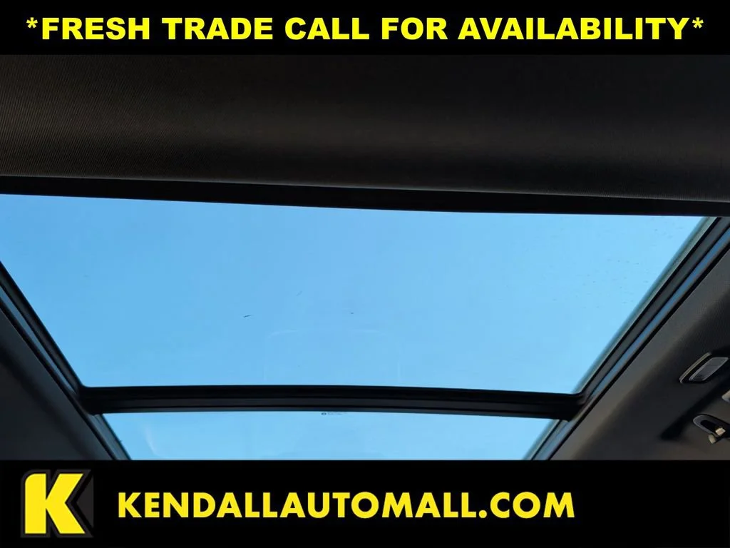 Used 2021 Iridescent Pearl Tricoat Chevrolet High Country image 18