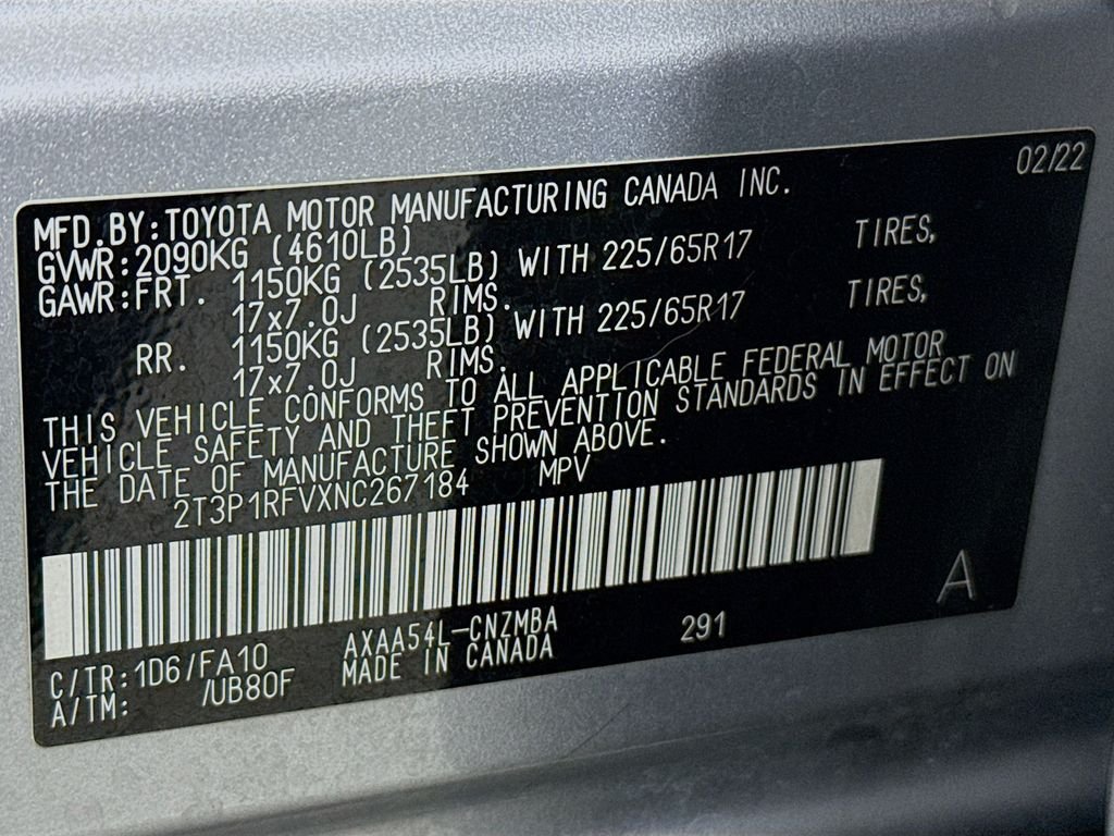 Used 2022 Silver Toyota XLE image 32