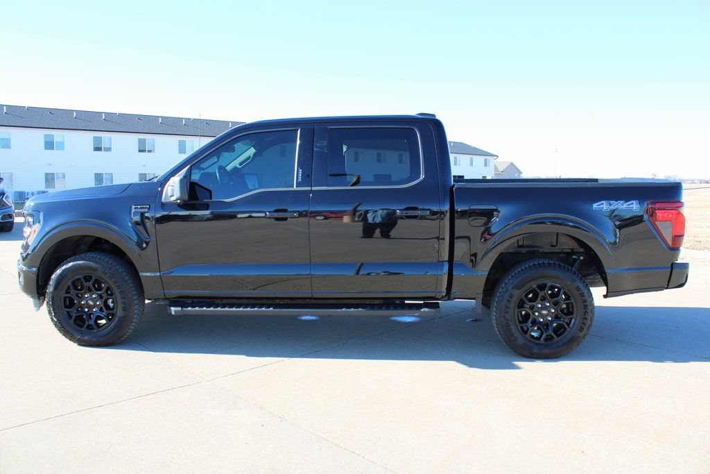 Used 2024  Ford XLT image 16