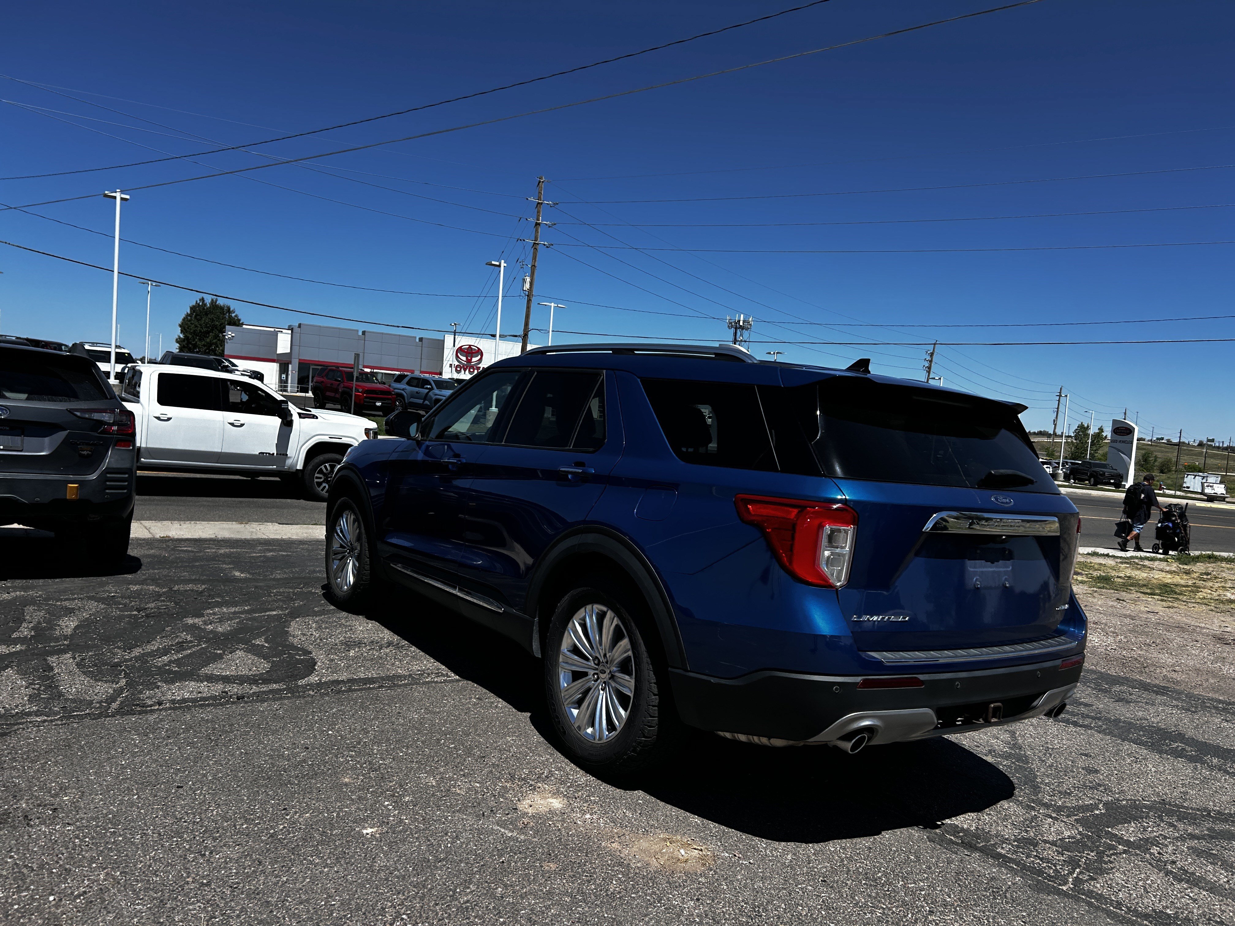 Used 2021 Atlas Blue Metallic Ford Limited image 3