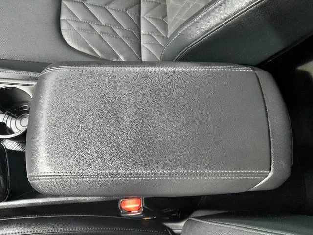Used 2023 White Kia X-Line image 29