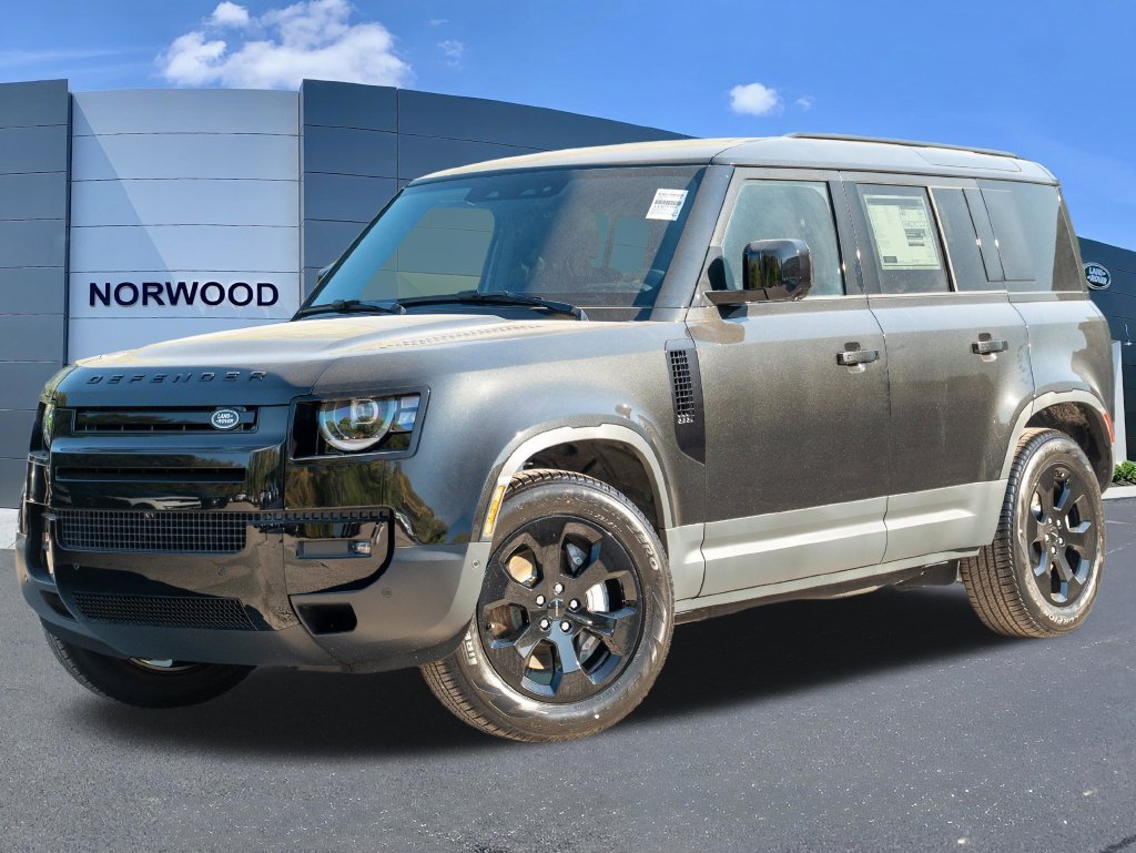 New 2026 Santorini Black Land Rover S image 1