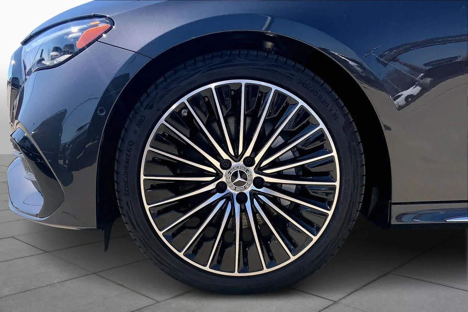 New 2026 Graphite Grey Metallic Mercedes-Benz E 350 image 11
