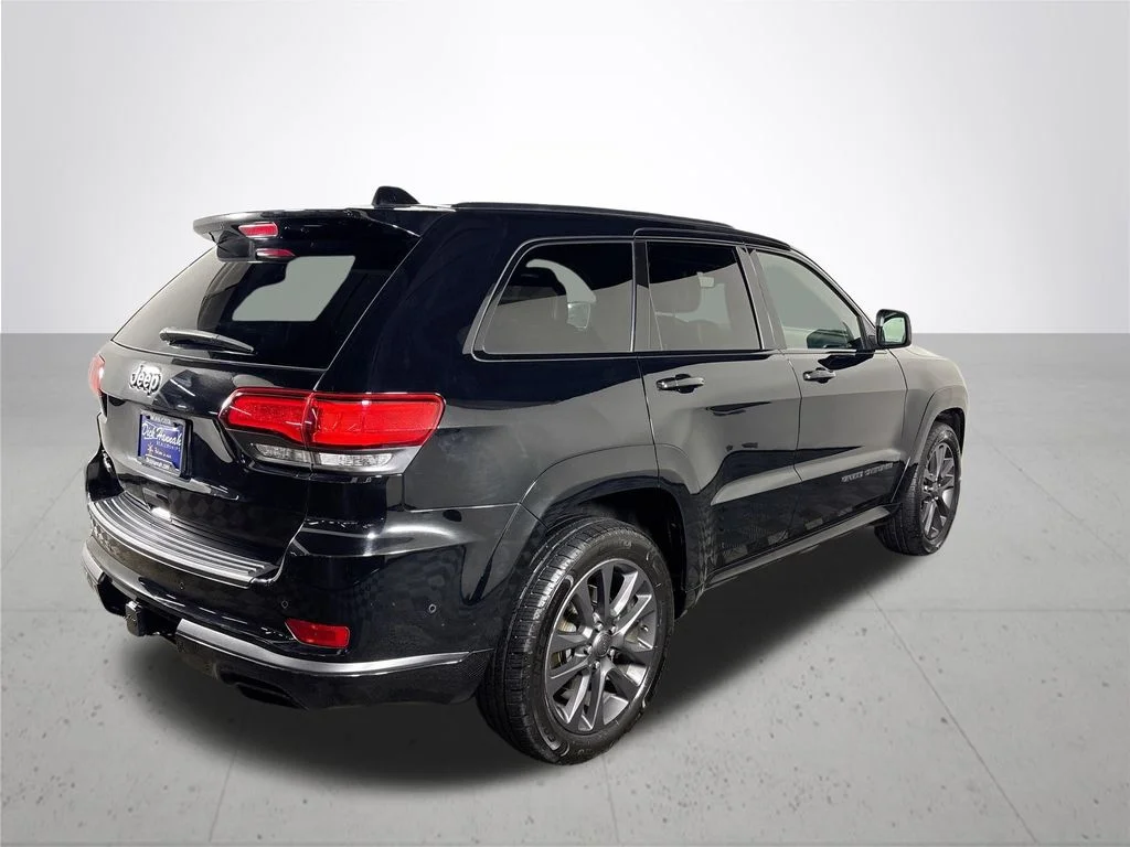Used 2018 Black Jeep Overland image 6