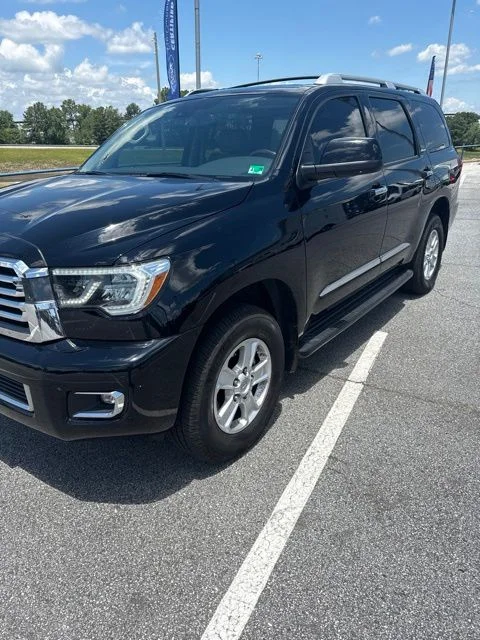 Used 2021 Black Toyota Platinum image 3