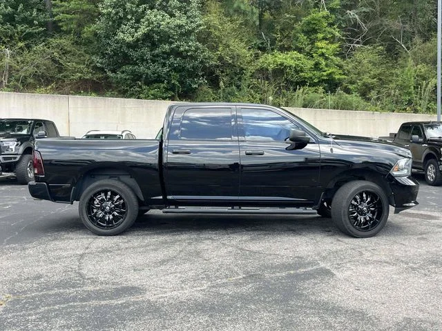 Used 2014 Black Ram Express image 2