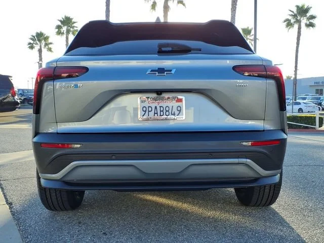 Used 2024 Sterling Gray Metallic Chevrolet LT image 5