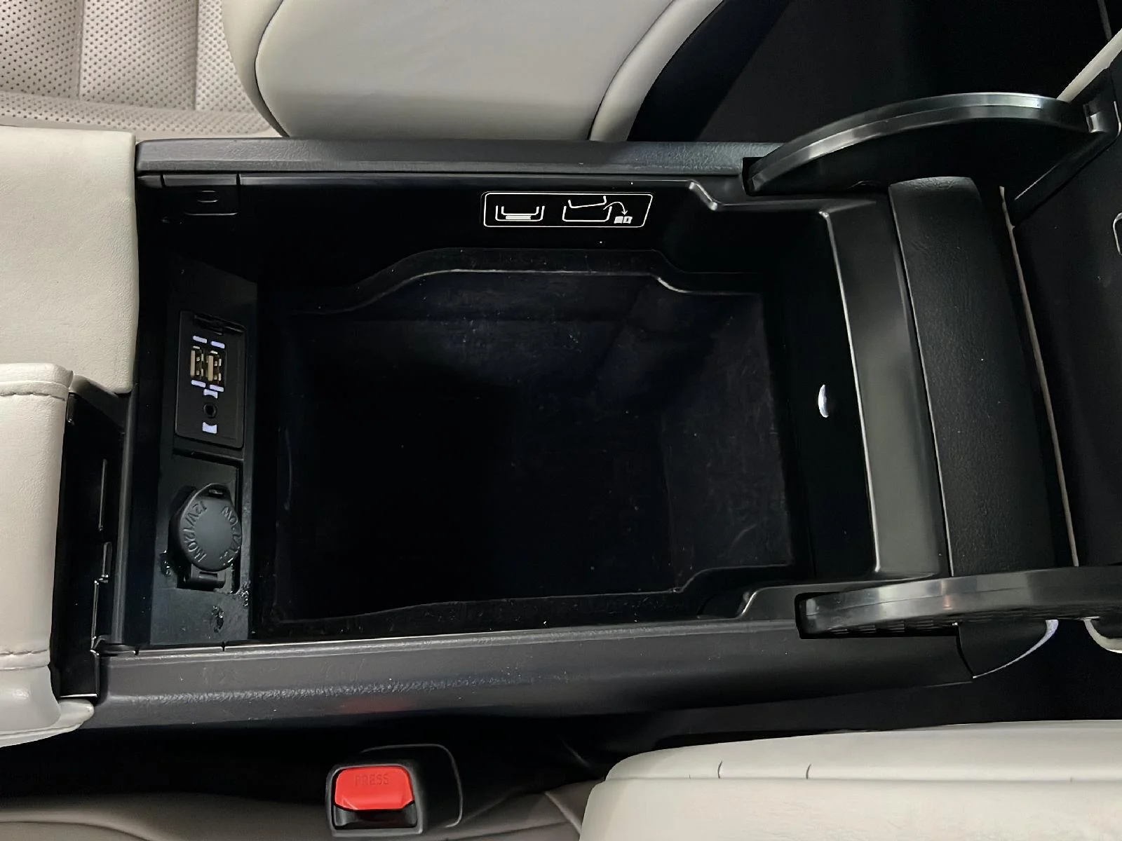 Used 2019 Gy Lexus  image 22
