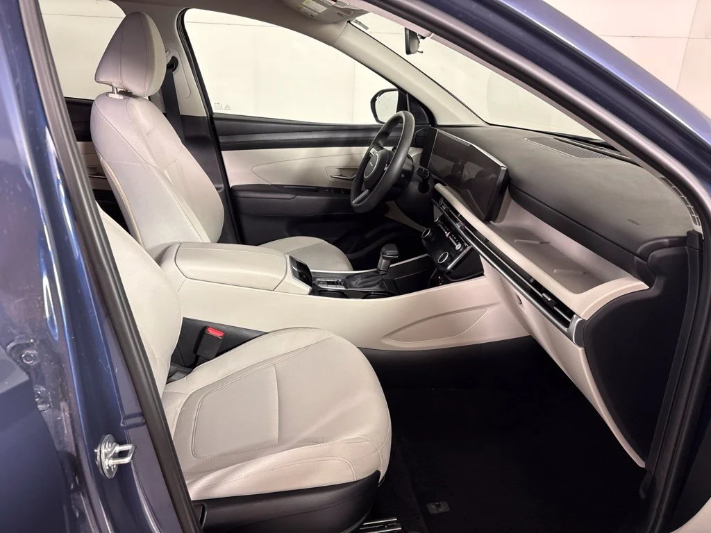 Used 2025 Blue Hyundai SEL image 15