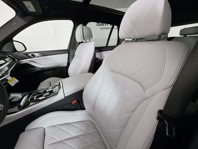 New 2026 Black BMW xDrive50e image 22
