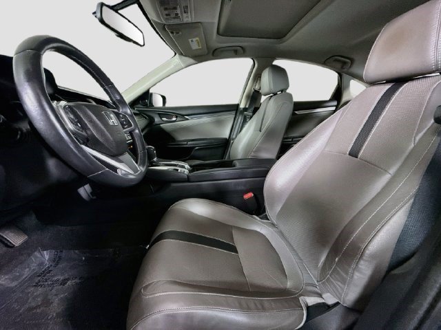 Used 2017 Polished Metal Metallic Honda EX-L image 18