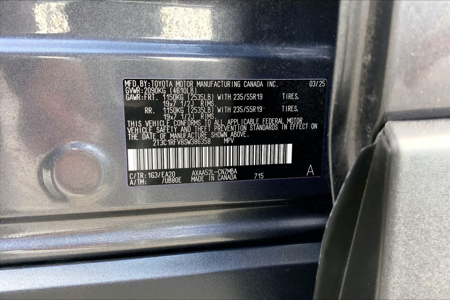 Used 2025 Magnetic Gray Metallic Toyota XLE Premium image 36