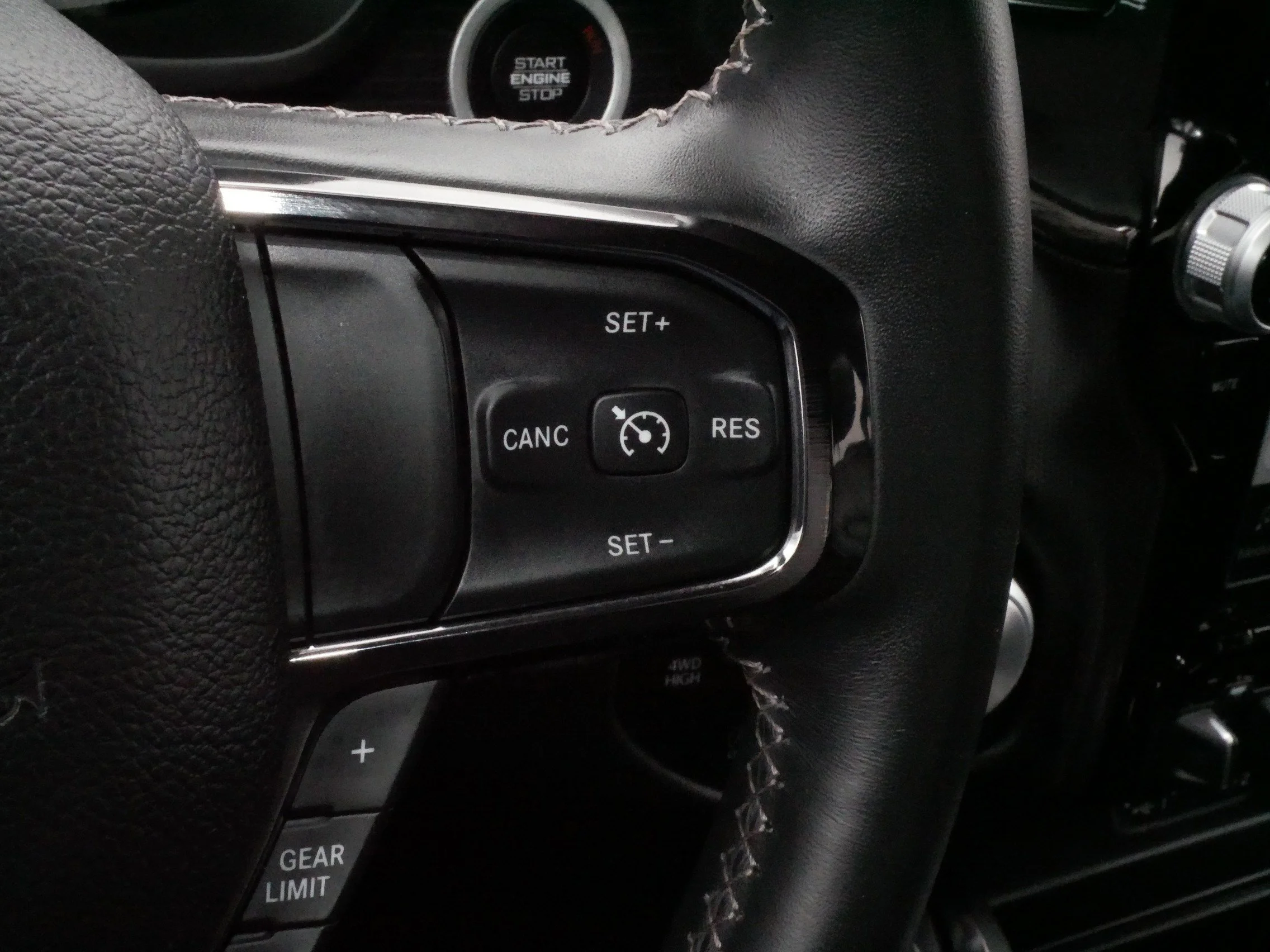 2024 RAM Ram 1500 Pickup Limited - Photo 25