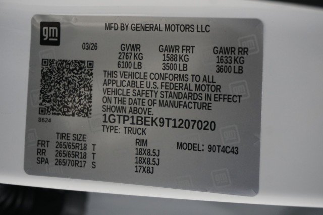 New 2026 Summit White GMC Elevation image 27