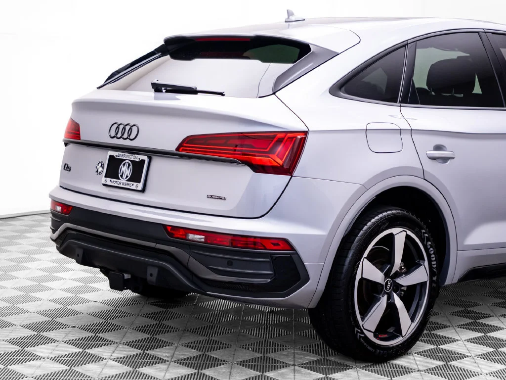 Used 2023 Silver Audi 45 S line Premium image 34
