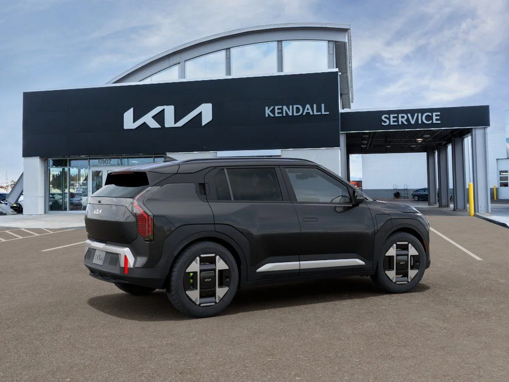 New 2027  Kia  image 6