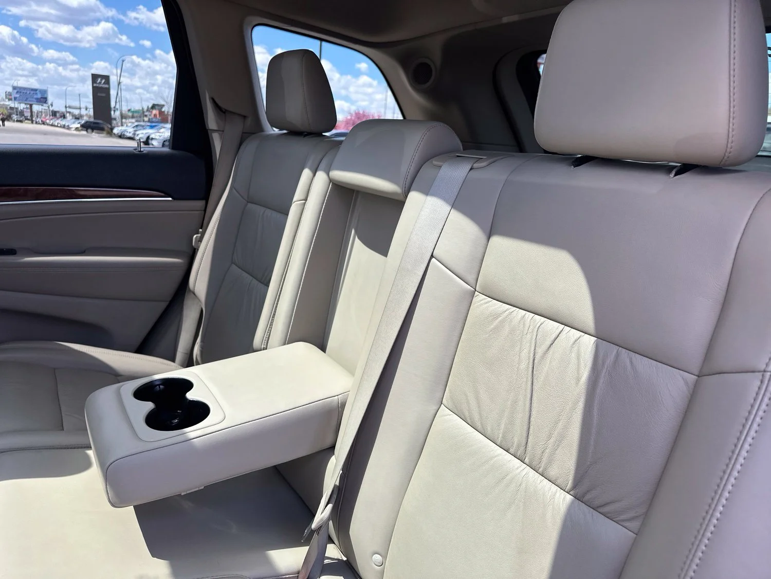 2011 Jeep Grand Cherokee Limited - Photo 23