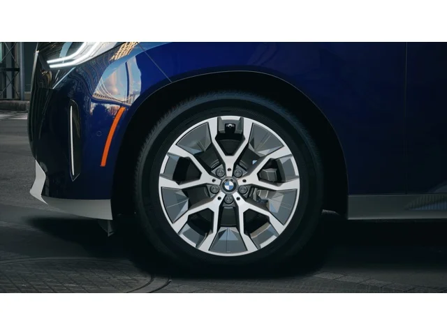 New 2026 Tanzanite Blue II Metallic BMW  image 7
