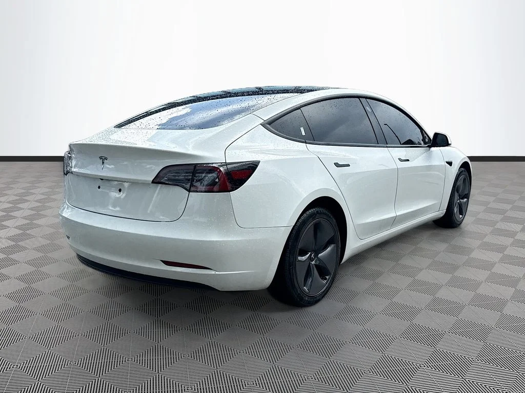 Used 2023 White Tesla Base image 7