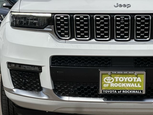 Used 2022 White Jeep Summit image 8